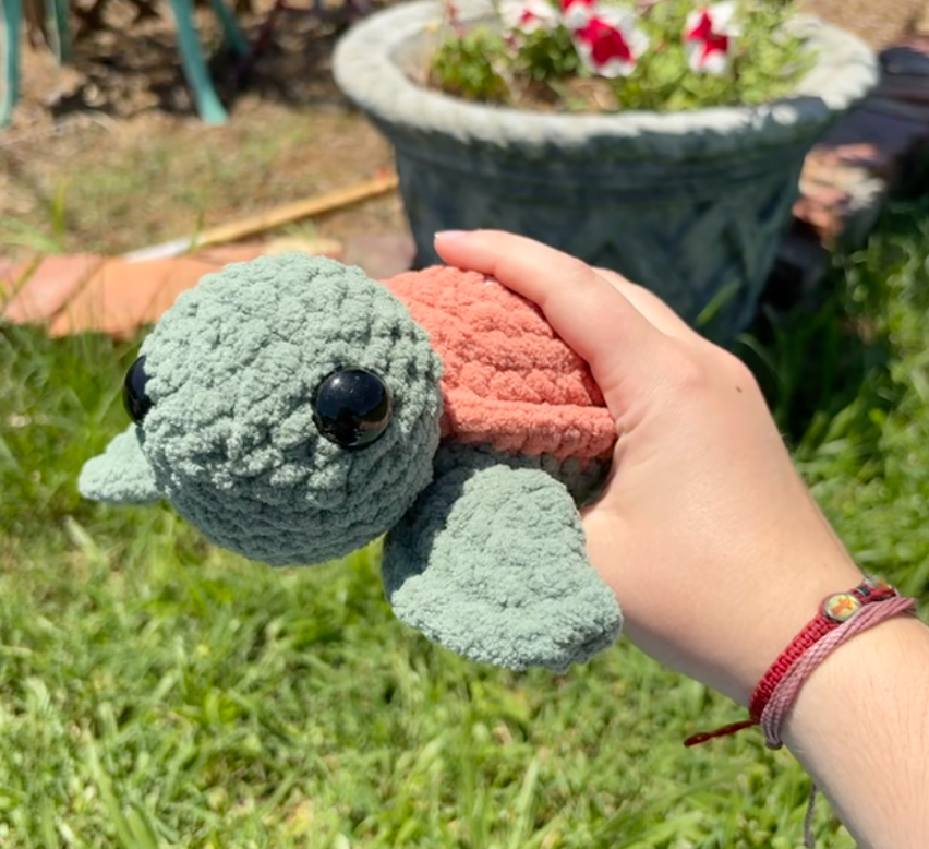 Medium Sea Turtle Plushie