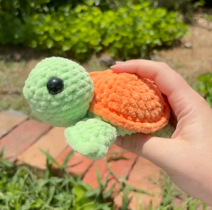 Small Sea Turtle Plushie