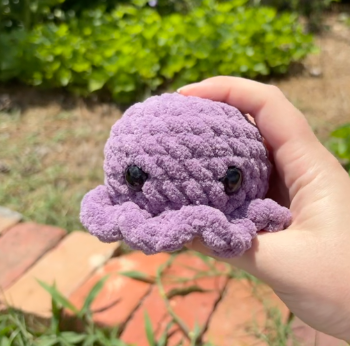 Medium Octo Plushie