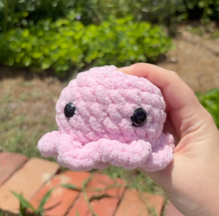 Medium Octo Plushie