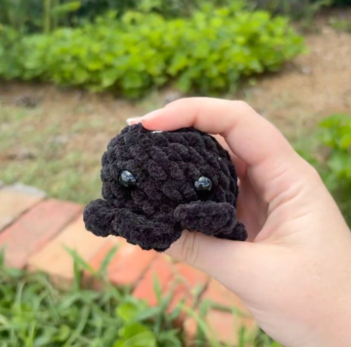 Small Octo Plushie